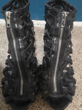 Carlos Santana Black Strappy Zip-Heel Gladiator Boots